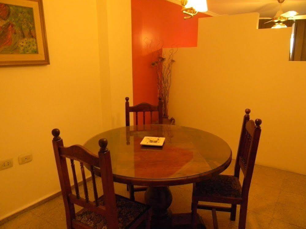 Cordoba Inn Apart Hotel Екстер'єр фото