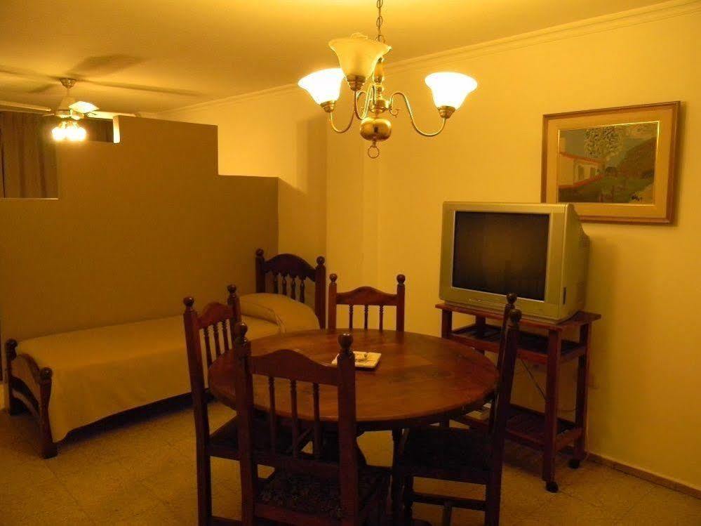Cordoba Inn Apart Hotel Екстер'єр фото