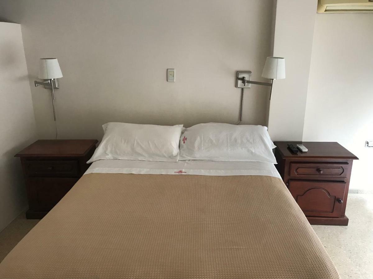 Cordoba Inn Apart Hotel Екстер'єр фото